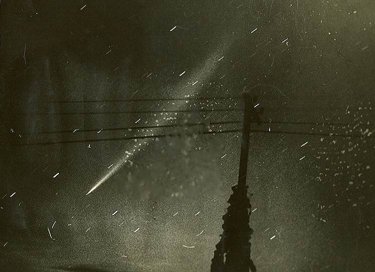 1965 год. Японские астрономы-любители открыли комету Икея-Секи

