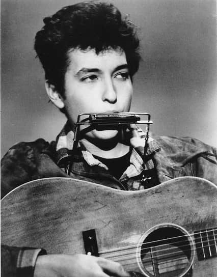 1961 год. В Нью-Йорке (США) прошел дебютный концерт американского певца Боба Дилана