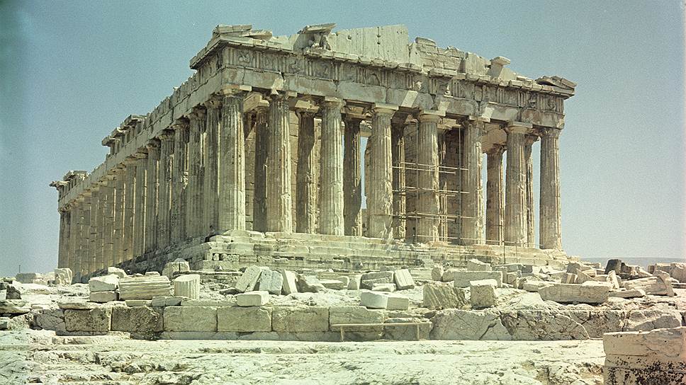 1687 год. Разрушен храм Парфенон в ходе нападения  венецианской армии на Афины