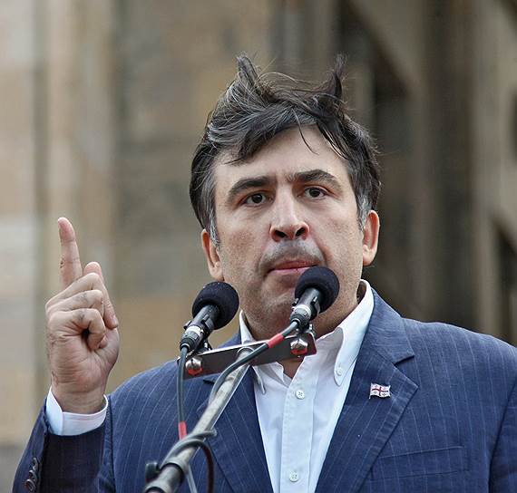 Президент Грузии Михаил Саакашвили набрал 96,27%  голосов на выборах от 4 января 2004 года  