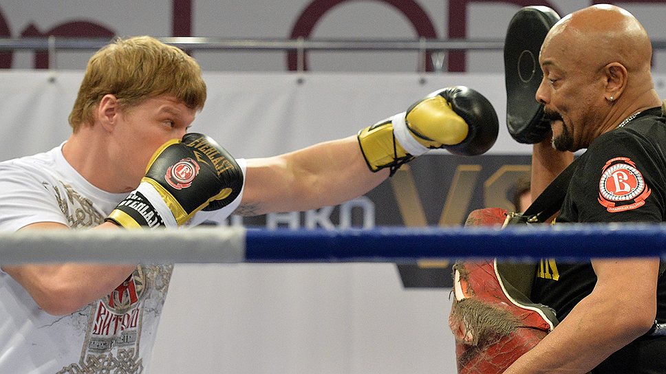 Боксер, чемпион WBA Александр Поветкин