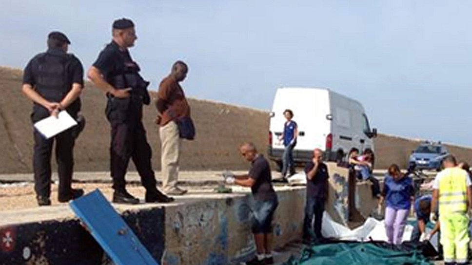 Как у берегов Лампедузы затонуло судно с мигрантами