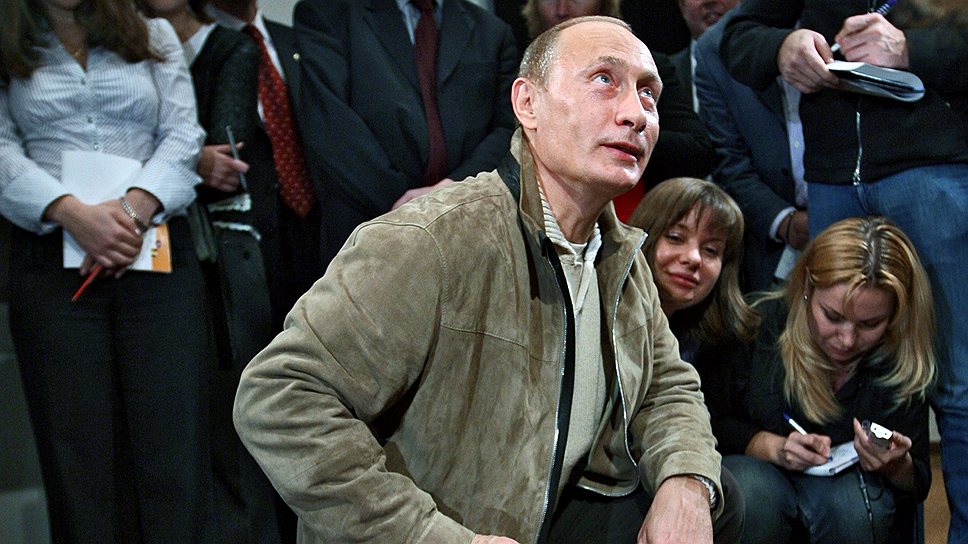 2008 год. Владимир Путин получил в подарок в день своего рождения уссурийскую тигрицу Машу. Чуть позже он передал ее в геленджикский зоопарк «Сафари-парк»