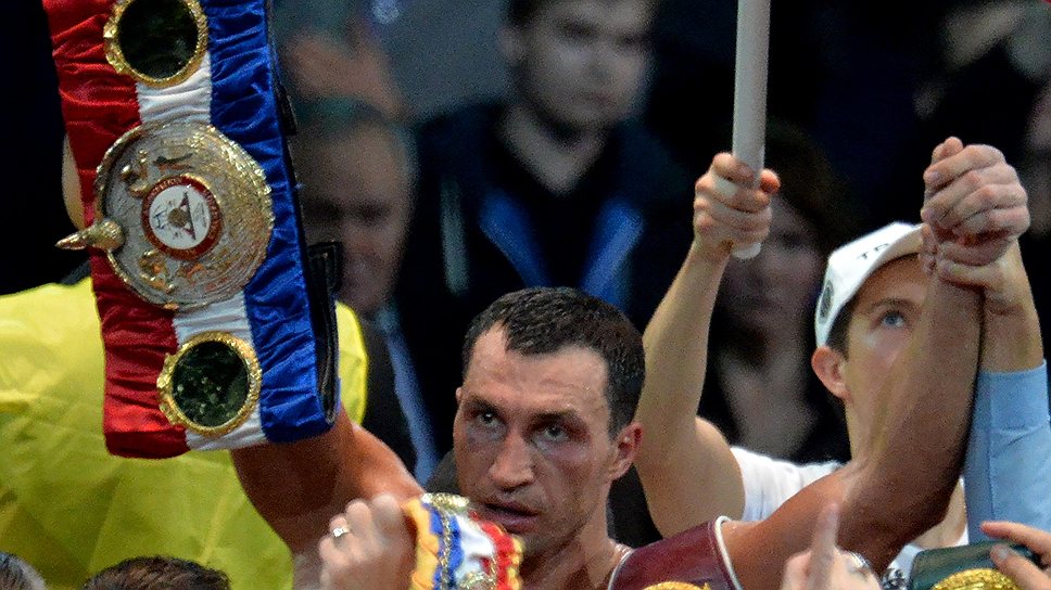 Александру Поветкину аплодировали за мужество. А Владимиру Кличко, чей класс оказался для российского боксера чересчур высоким, -- за очередной бой, доказавший, что сильнее супертяжа, чем он, в мире сегодня нет