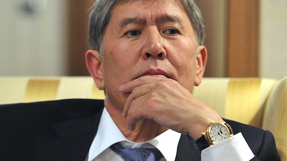 Президент Киргизии Алмазбек Атамбаев во время интервью в &quot;Президент-отеле&quot;