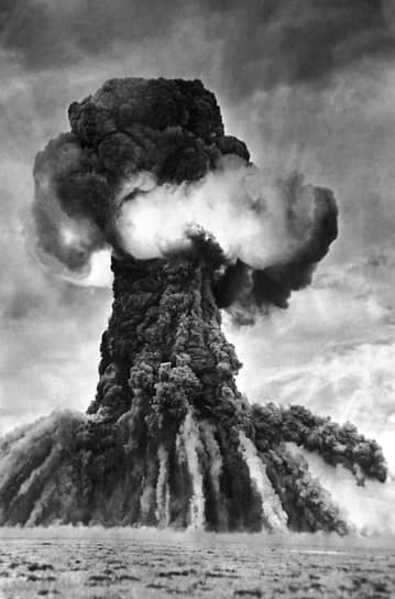1961 год. В СССР на Семипалатинском полигоне произведен первый подземный ядерный взрыв. Его мощность составила 1 кт (1000 тонн в тротиловом эквиваленте)