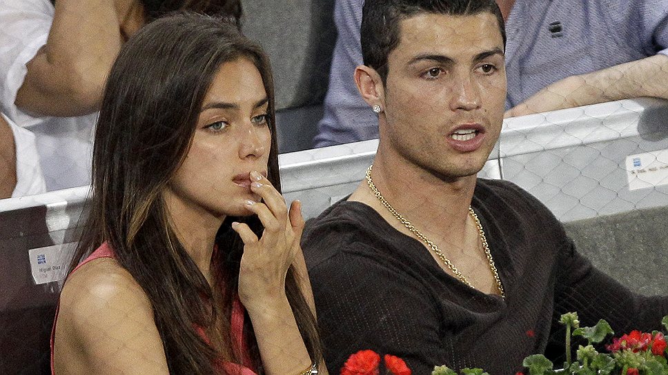 Одним из роскошных подарков, которые футболист Криштиану Роналду преподнес своей возлюбленной — модели из России Ирине Шейк, стал особняк в Мадриде стоимостью $7 млн