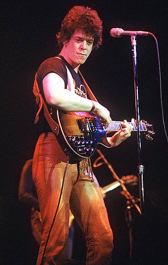 В составе The Velvet Underground Лу Рид принял участие в создании букваря современной музыки. Широко известна фраза, которую приписывают Брайану Ино: «Первый альбом The Velvet Underground разошелся тиражом всего 10 000 экземпляров, однако, каждый, кто его купил, собрал впоследствии свою группу». Альбом «The Velvet Underground &amp; Nico» содержал в себе ДНК сразу нескольких ключевых стилей рок-музыки — панка, нойза, арт-рока, пост-панка, гаражного рока, неоромантики и глэма