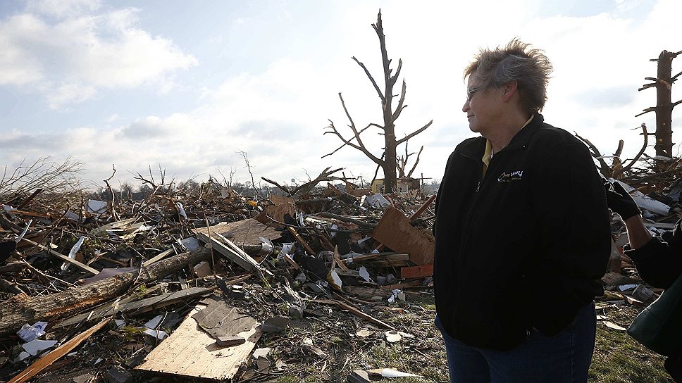 В результате торнадо семь округов штата Иллинойс в США были объявлены зоной стихийного действия