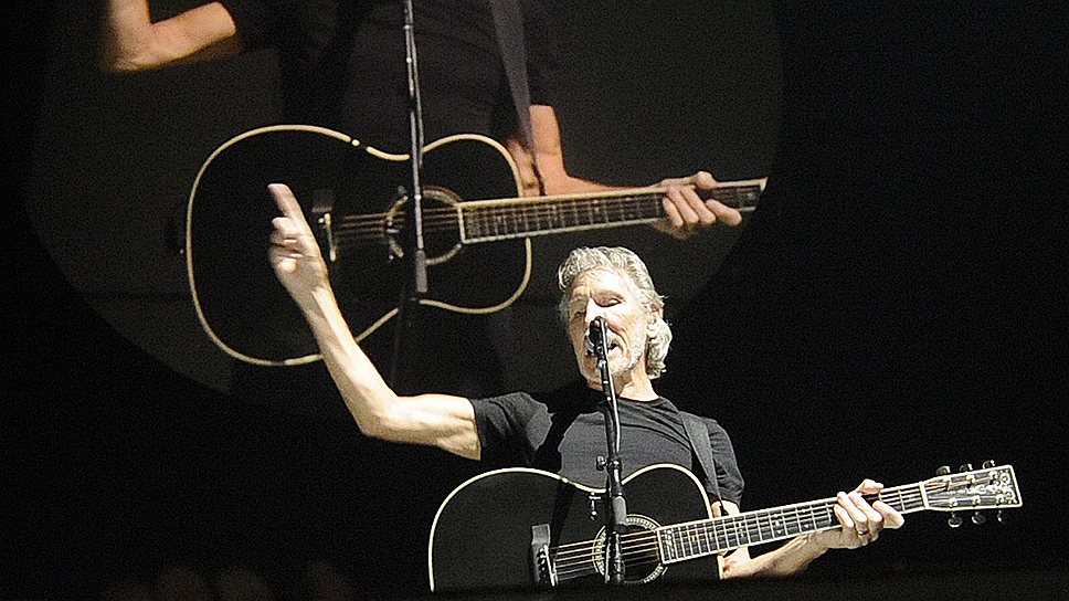 14-е место — британский рок-музыкант Роджер Уотерс. Один из основателей группы Pink Floyd заработал за прошедший год $44 млн. Больше половины ему принес The Wall Live тур, в рамках которого артист провел 29 концертов   