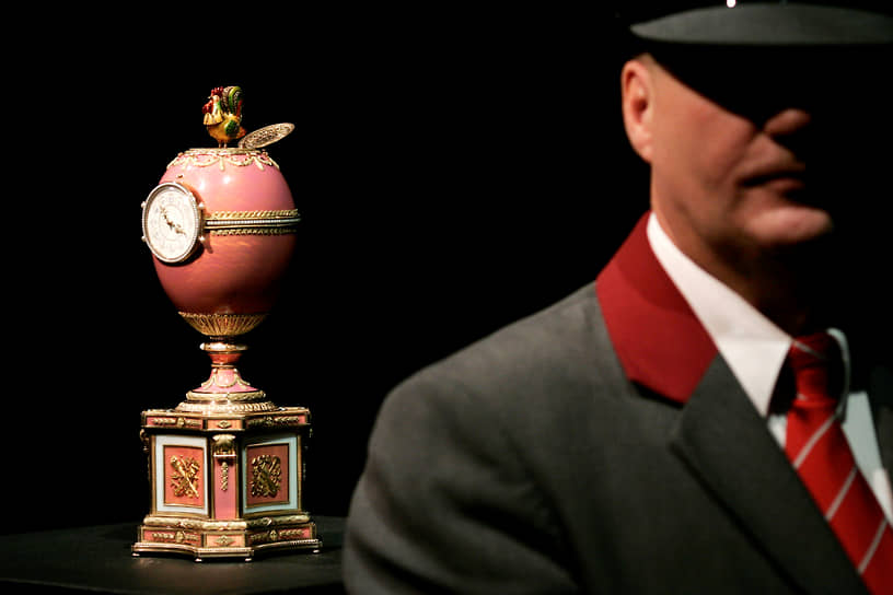 2007 год. На аукционе Christie`s было продано «Ротшильдовское» яйцо Фаберже за рекордную для ювелирной фирмы сумму — $18,5 млн. Теперь оно принадлежит частному Русскому национальному музею