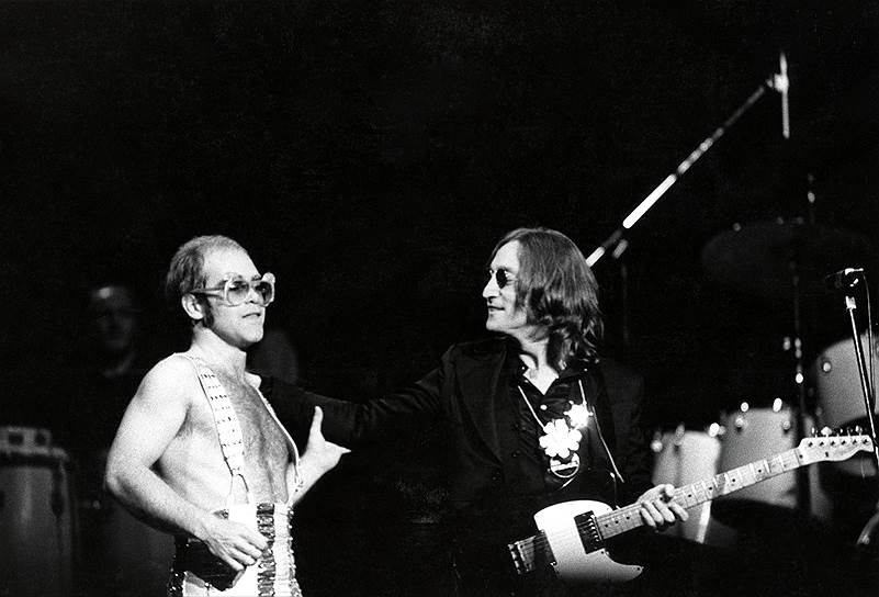 1974 год. Последнее «живое» выступление Джона Леннона на сцене «Мэдисон Сквер Гарден» во время концерта Элтона Джона 