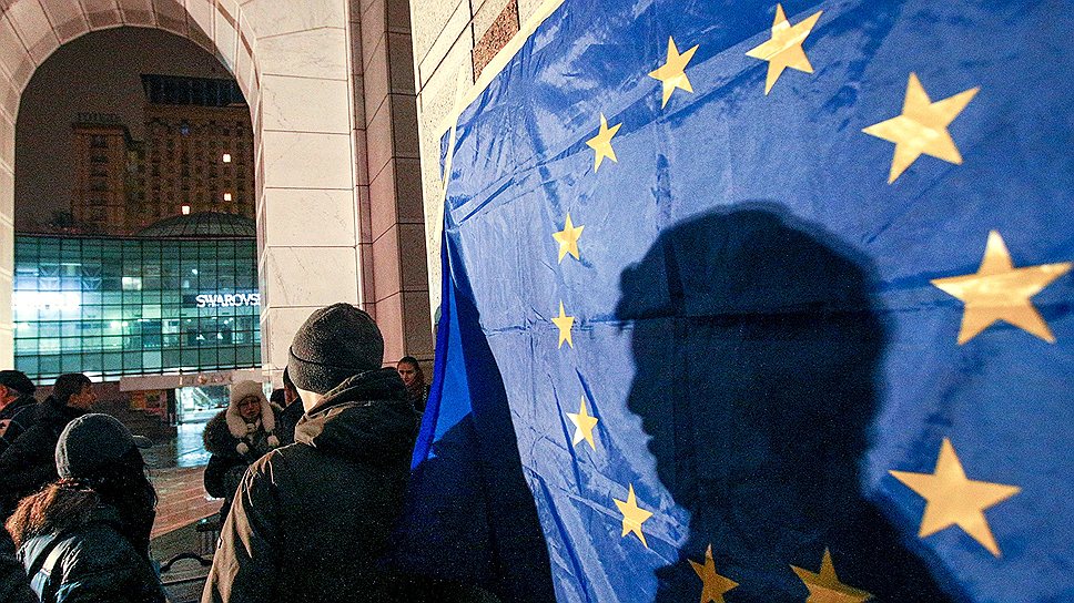 29 ноября. Грузия и Молдавия парафировали соглашения с ЕС, Украина отказалась подписывать соглашение о евроинтеграции 
