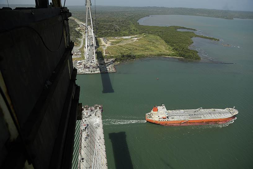 26 июня 2016 года состоялась церемония, посвященная завершению работ по реконструкции и ремонту Панамского канала.  По обновленному и расширенному каналу прошло первое судно, которым стал китайский контейнеровоз Cosco Shipping Panama