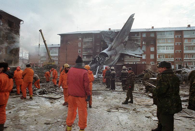 1997 год. Военно-транспортный самолет Ан-124 ВВС России упал на жилой дом в Иркутске. Погибли 72 человека