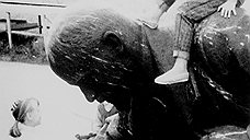 V roce 1991 byl ve Vilniusu zbořen pomník Lenina, který stojí na Lukiském náměstí od roku 1953.  Začátkem roku 2013 vyhlásilo Ministerstvo kultury na tomto místě soutěž o novou památku.  První místo zaujala práce „Duch lidí“ - svisle stojící zakřivená nerezová konstrukce