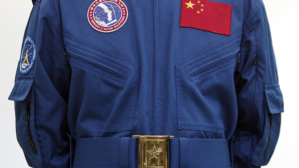 В 2012 году на корабле «Шэньчжоу-9» впервые была запущена женщина-космонавт Лю Ян