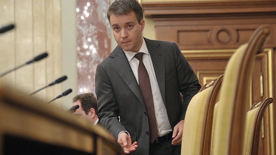 Николай Никифоров возглавил Минкомсвязи РФ в 2012 году. На тот момент ему было 29 лет. В 2010 году он занимал пост заместителя премьер-министра Татарстана по информации и связям