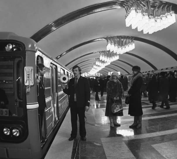 1987 год. Открылся самарский метрополитен