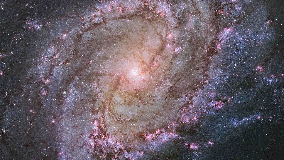 Снимок орбитального телескопа «Хаббл» спиральной галактики M83, также известной как «Южная вертушка»