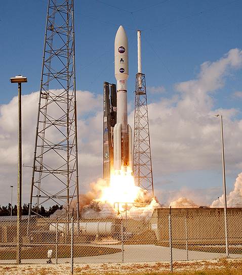 2006 год. С космодрома Канаверал с помощью ракеты-носителя «Атлас-5» запущена американская автоматическая межпланетная станция New Horizons, предназначенная для исследования Плутона