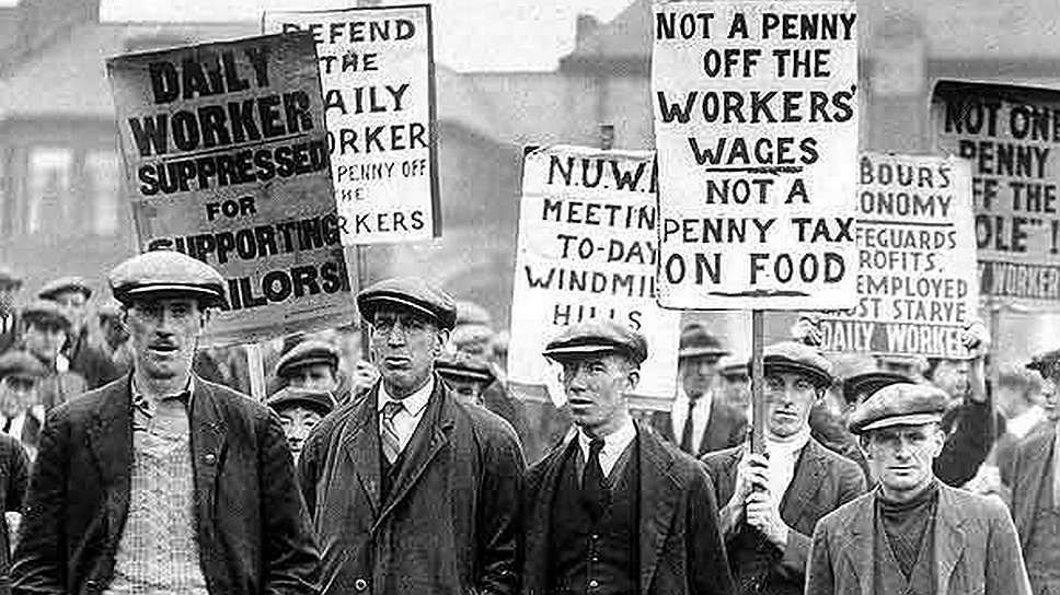 4 мая 1926 года в Великобритании началась крупнейшая в истории страны забастовка, в которой приняли участие более 1,5 млн шахтеров и работников других отраслей, возмущенных резким сокращением зарплат. Общественный транспорт во время стачки практически не ходил, но, несмотря на это, забастовка, длившаяся девять дней и кончившаяся 12 мая, прошла мирно. Работники угольной промышленности бастовали до ноября