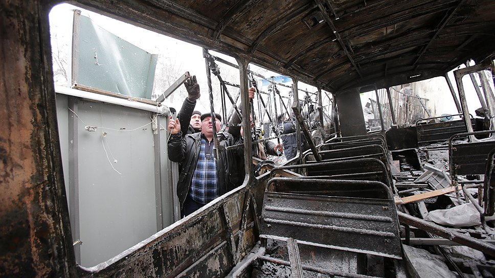 Занявшие один из корпусов Министерства аграрной политики и продовольствия Украины, расположенный на Крещатике, блокируют работу чиновников ведомства