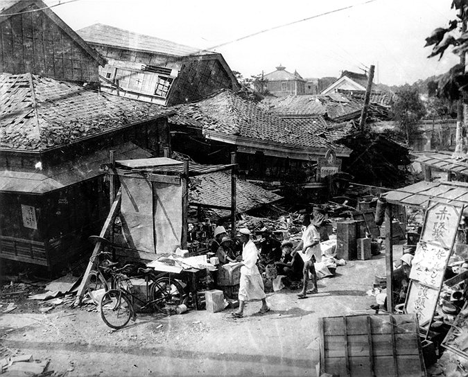 16 декабря 1920 года, провинция Ганьсу, Китай.  Землетрясение силой 8,6 балла по шкале Рихтера в унесло жизни 180 тыс. человек 