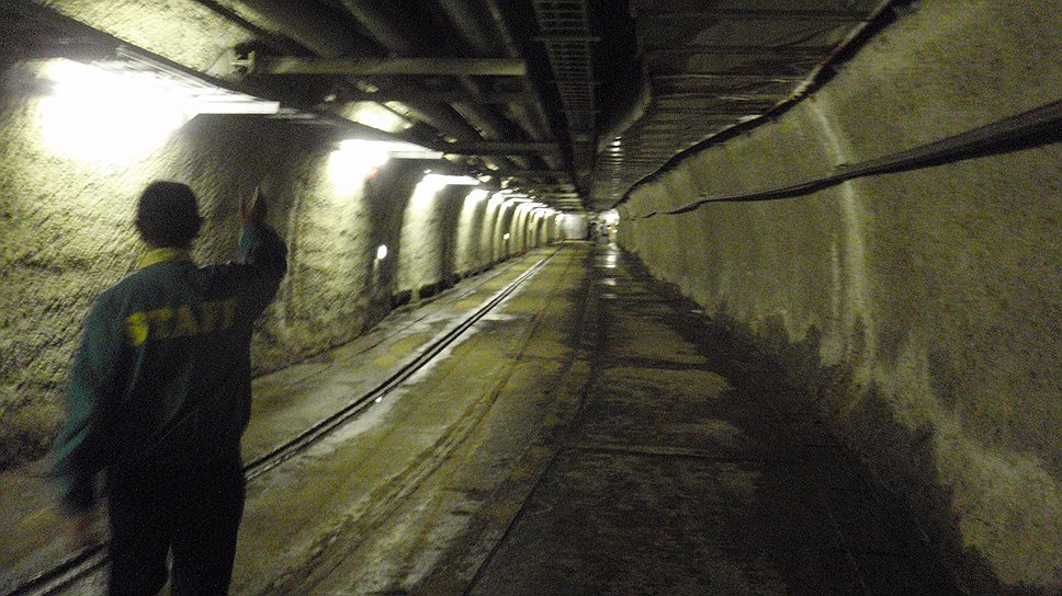 1983 год. Закончена проходка самого длинного подводного тоннеля Сэйкан (53,85 км по маршруту Хонсю—Хоккайдо)