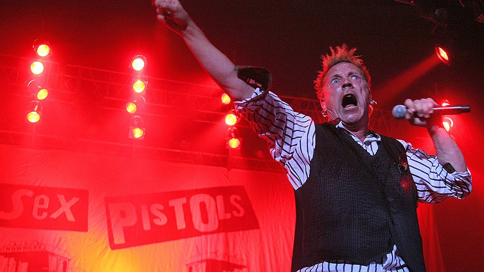 В 2000-х Sex Pistols воссоединялись несколько раз для проведения отдельных концертов и гастрольных туров. «В свое время мы расстались врагами — и решили дать друг другу второй шанс. Но выяснилось, что мы по-прежнему друг друга терпеть не можем», — так Джон Лайдон прокомментировал эти выступления
