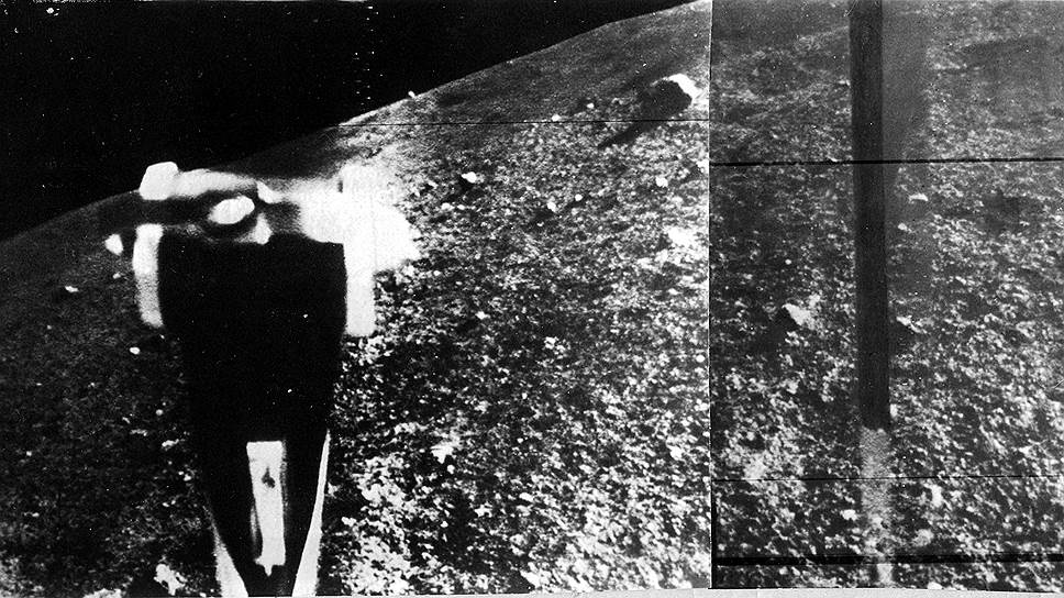 1966 год. Автоматическая межпланетная станция Луна-9, запущенная 31 января, впервые в мире осуществила мягкую посадку на поверхность Луны и передала первую лунную фотопанораму (на фото)