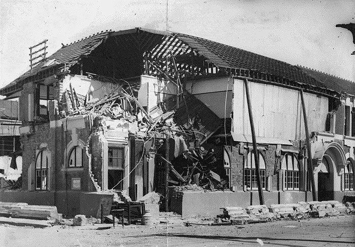 1931 год. При землетрясении в Хокс-Бей на Северном острове Новой Зеландии погибли 256 человек