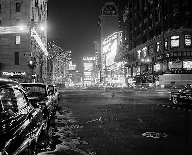 1952 год. В Нью-Йорке (США) установлен первый светофор для пешеходов