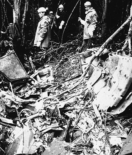 1989 год. Катастрофа Boeing 707 на Санта-Марии (Азорские острова), в результате которой  погибли 144 человека
