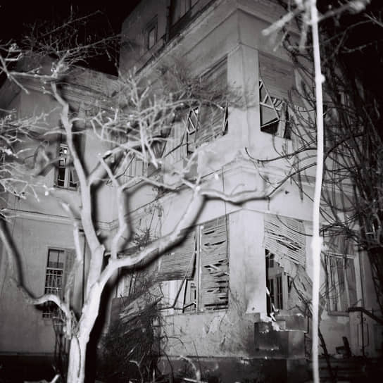 1953 год. В советском посольстве в Тель-Авиве была взорвана бомба. Несколько человек были тяжело ранены. В связи с инцидентом 11 февраля СССР разорвал дипломатические отношения с Израилем