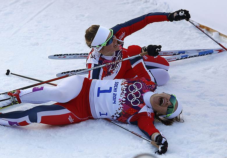 Первой в квалификационной гонке стала норвежская спортсменка Майкен Касперсен (на фото)