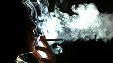 Парламент Британии запретил курение в машинах при детях