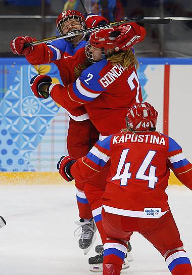 Россиянки выиграли все три матча в квартете B и теперь в четвертьфинале сыграют с командой Швейцарии