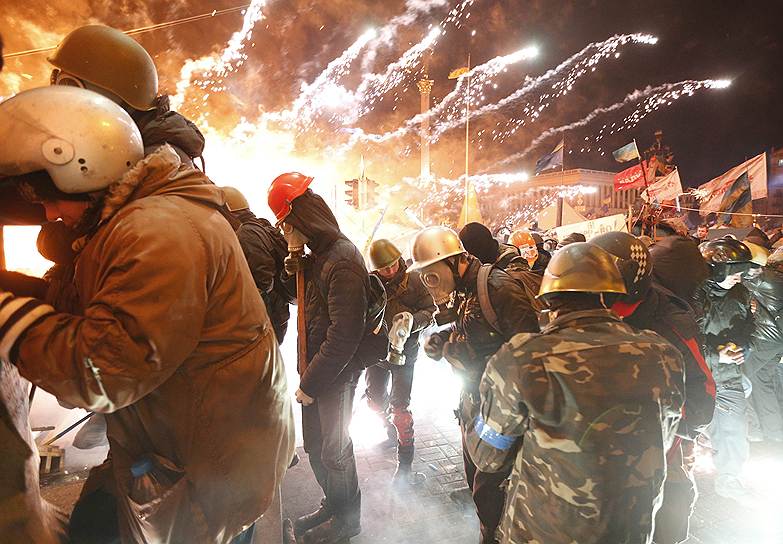 В Харькове и Кривом Роге минувшей ночью поджигали офисы оппозиционных партий «Свобода» и УДАР