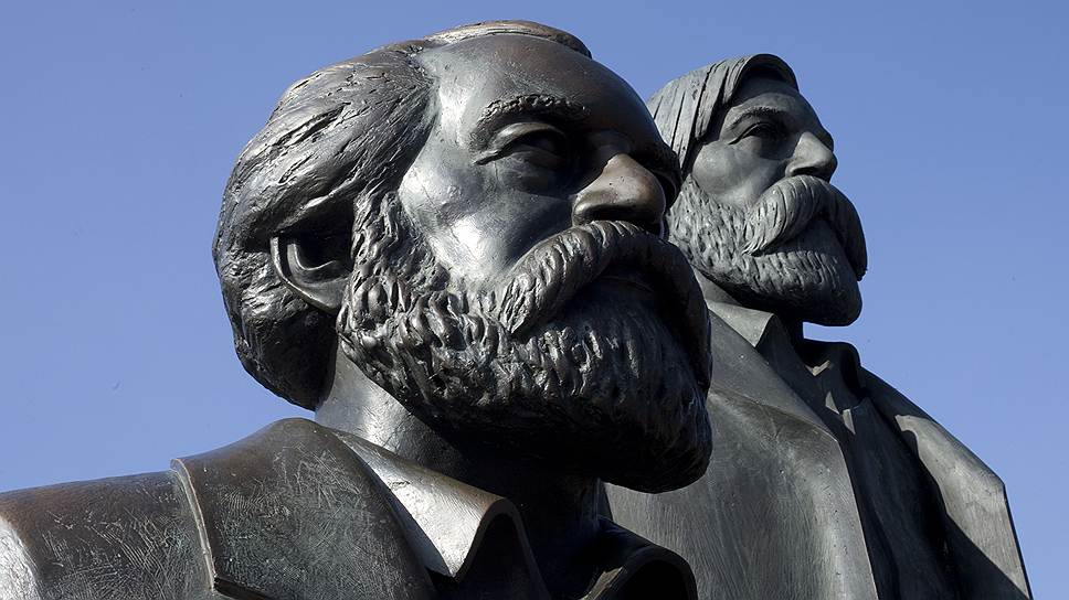 1848 год. Карл Маркс и Фридрих Энгельс опубликовали «Манифест коммунистической партии»