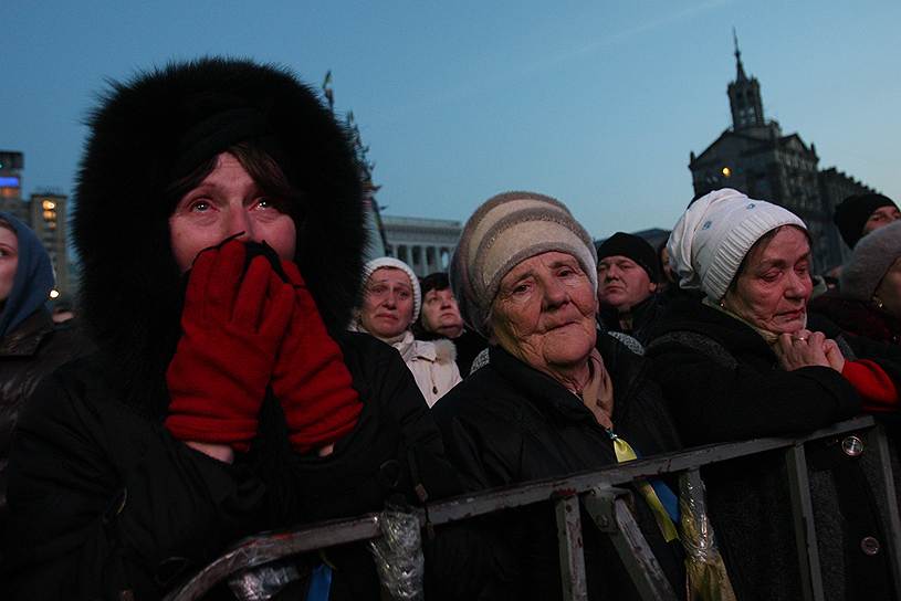Верховная рада Украины проголосовала за декриминализацию уголовной статьи экс-премьера Юлии Тимошенко, которая сидит в тюрьме