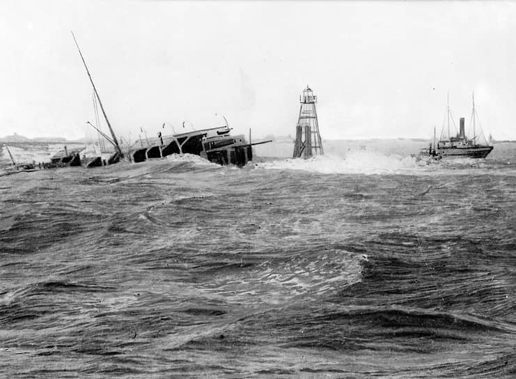 1907 год. Из-за шторма потерпел крушение пароход «Берлин». В катастрофе погибли 129 человек