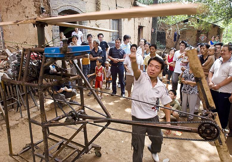 За два месяца 22-летний Ву Зонгюань сконструировал вертолет. На изготовление мастер потратил $1 тыс.