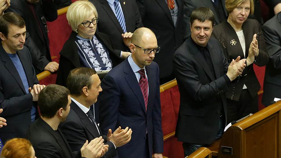 27 февраля. Верховная рада Украины утвердила состав кабинета министров