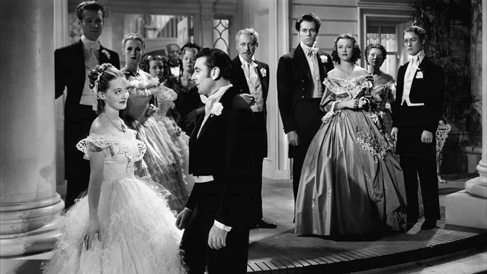 Актриса Бетти Дэвис претендовала на получение премии десять раз, но была удостоена двух наград («Иезавель» (на фото),1939; «Опасная»,1936)





