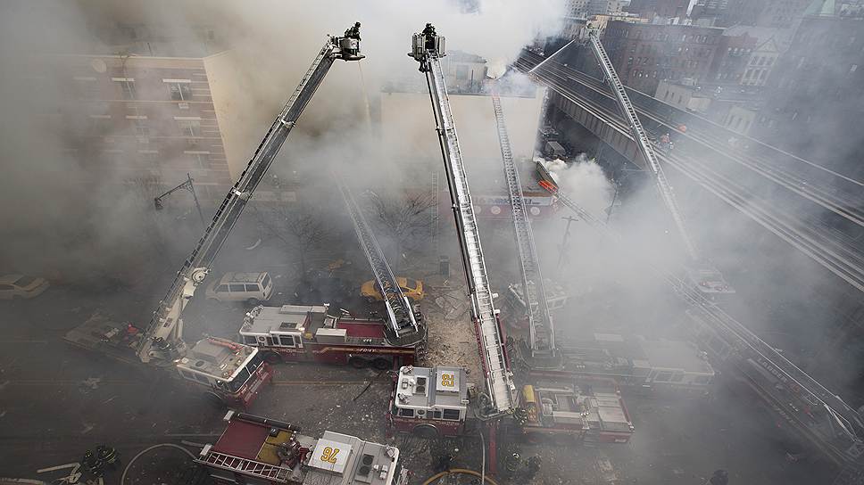Взрыв уничтожил два прилегающих друг к другу пятиэтажных здания