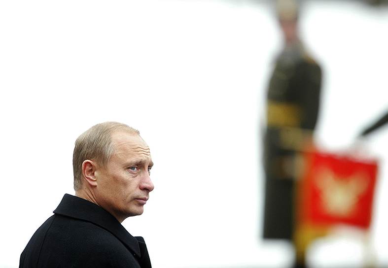 2004 год. Владимир Путин избран президентом Российской Федерации на второй срок