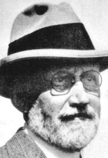1892 год. Американский изобретатель Джесс Рено запатентовал первый эскалатор
