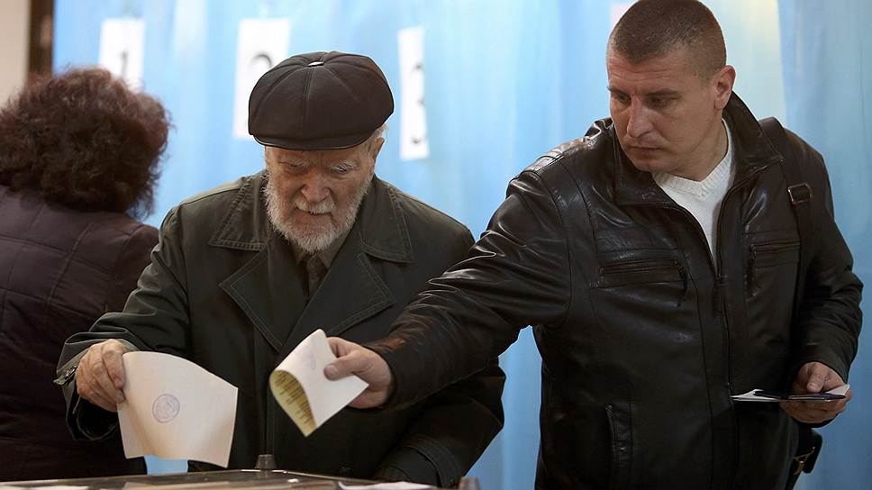 Крымские татары все-таки участвуют в референдуме