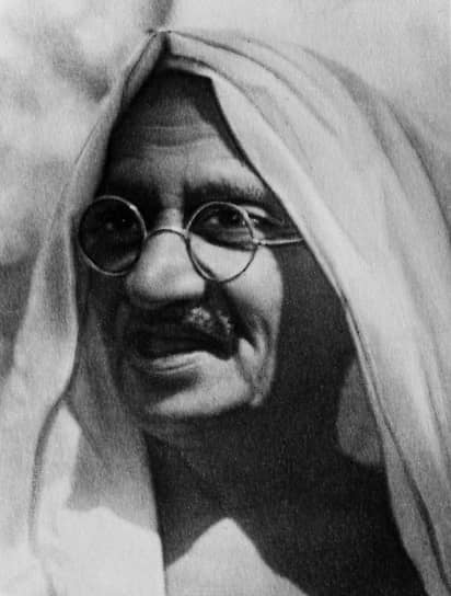 1922 год. Индийский лидер Махатма Ганди был заключен в тюрьму на шесть лет за подстрекательство